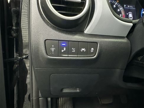 Used 2019 Hyundai Kona Ultimate image 33