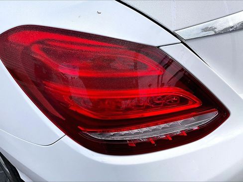 Used 2016 Mercedes-Benz C 300 4MATIC Sedan image 28