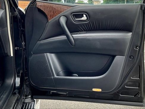 Used 2018 Nissan Armada Platinum w/ Captain Seat Package AWD/4WD image 19