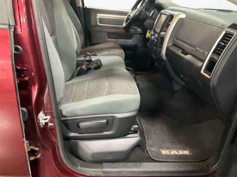 Used 2017 RAM 1500 Big Horn image 9