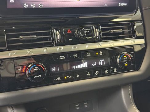 New 2026 Nissan Pathfinder SL AWD/4WD image 38