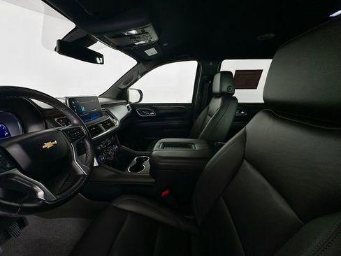 Used 2022 Chevrolet Tahoe LT w/ Luxury Package RWD image 20