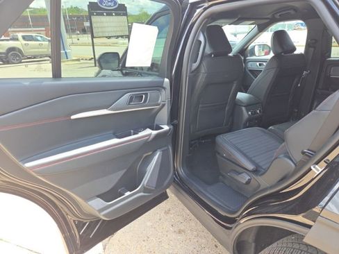 New 2026 Ford Explorer ST-Line w/ ST-Line Street Pack AWD/4WD image 22