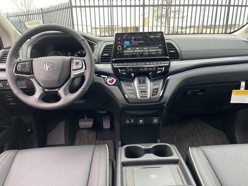 New 2026 Honda Odyssey Elite image 9