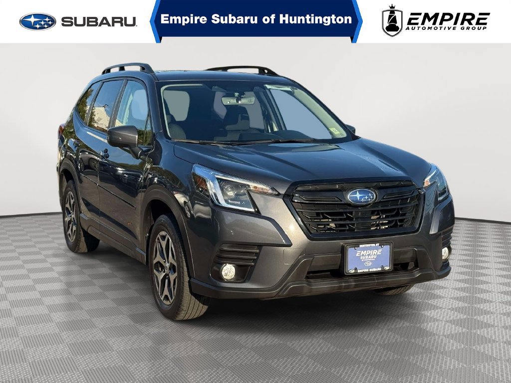 Used 2023 Subaru Forester Premium AWD/4WD image 1