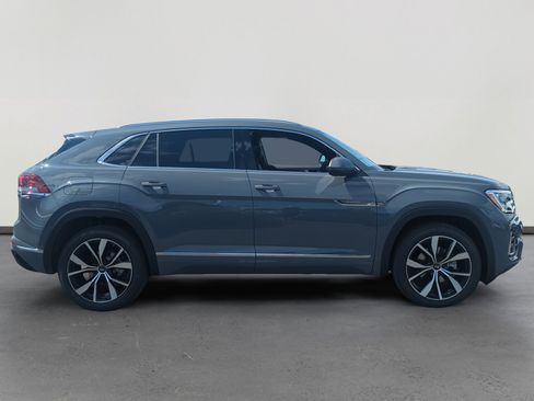 New 2026 Volkswagen Atlas Cross Sport SEL Premium R-Line AWD/4WD image 6