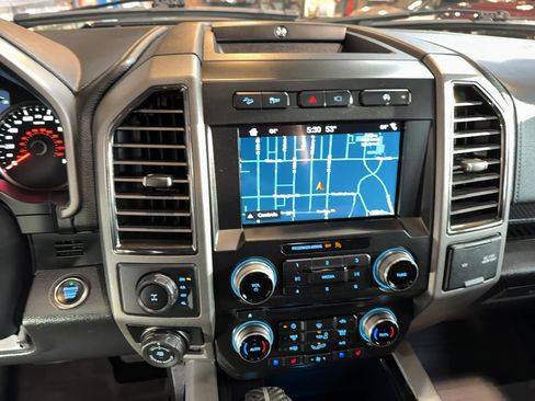 Used 2018 Ford F150 Raptor w/ Equipment Group 802A Luxury image 23