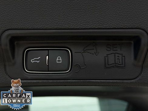 Used 2022 Ford Explorer XLT w/ Equipment Group 202A image 27