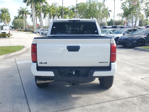 Certified 2026 Toyota Tacoma TRD Sport w/ TRD Sport Premium Package image 4