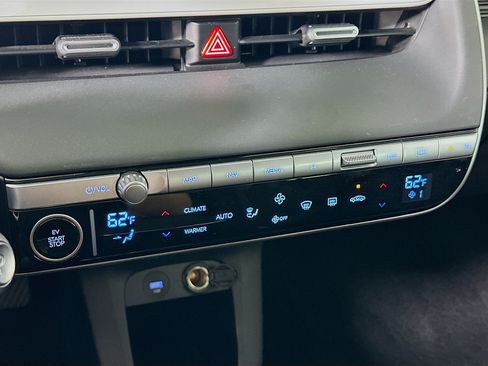 Used 2024 Hyundai Ioniq 5 SEL image 23