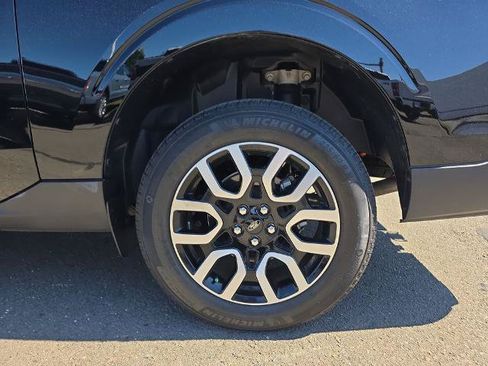 Certified 2024 Ford Maverick Lariat AWD/4WD image 13