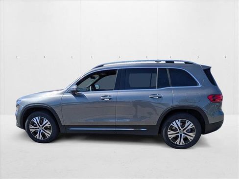 New 2026 Mercedes-Benz GLB 250 4MATIC image 5