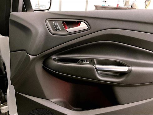 Used 2016 Ford Escape Titanium image 23