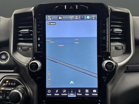 Used 2024 RAM 1500 Lone Star image 9