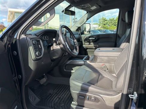 Used 2022 Chevrolet Silverado 2500 LTZ w/ LTZ Plus Package AWD/4WD image 18