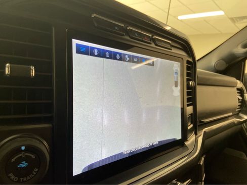 Used 2022 Ford F150 XLT w/ Equipment Group 302A High image 36