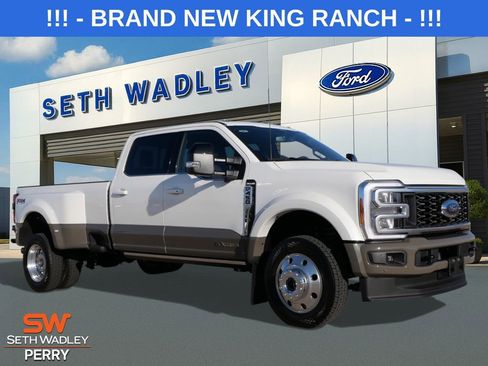 Used 2026 Ford F450 King Ranch w/ FX4 Off-Road Package image 1