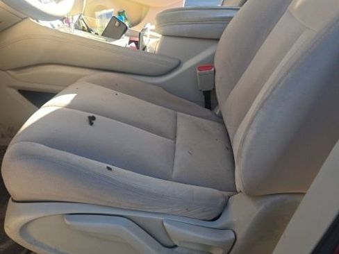 Used 2015 Nissan Murano S image 15