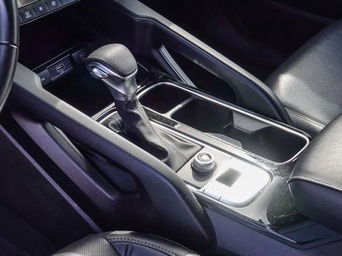 Certified 2023 Kia Telluride LX image 18