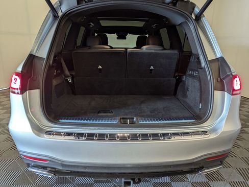 Used 2023 Mercedes-Benz GLS 450 4MATIC image 23