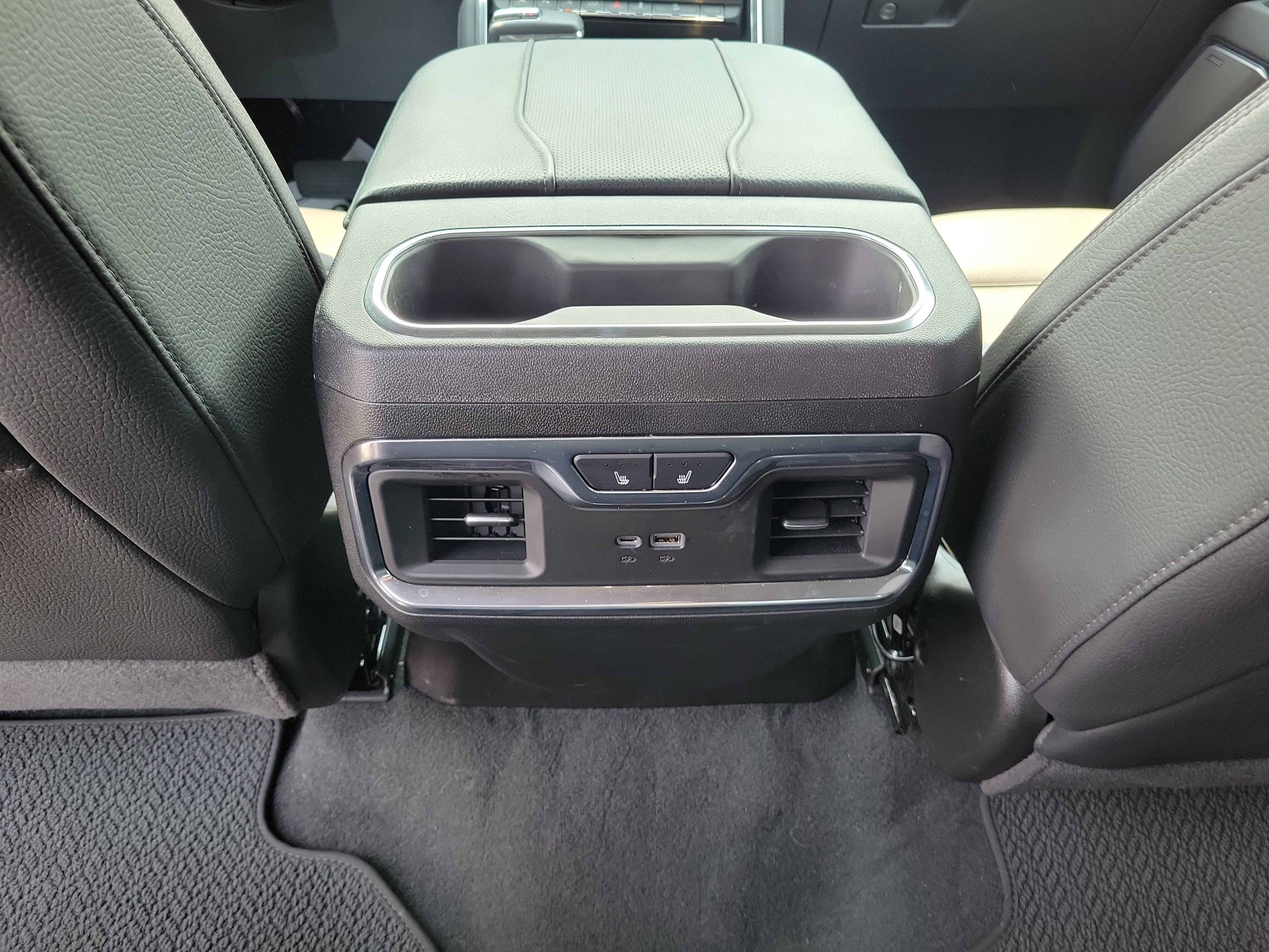 Used 2026 GMC Sierra 1500 Denali AWD/4WD image 10
