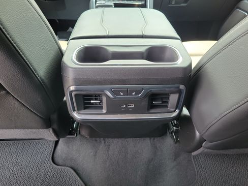 Used 2026 GMC Sierra 1500 Denali AWD/4WD image 10