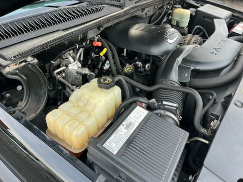 Used 2002 Chevrolet Tahoe Z71 image 15