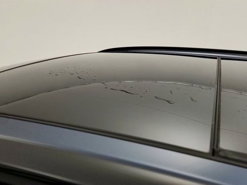 Used 2025 Volvo XC60 B5 Plus AWD/4WD image 10