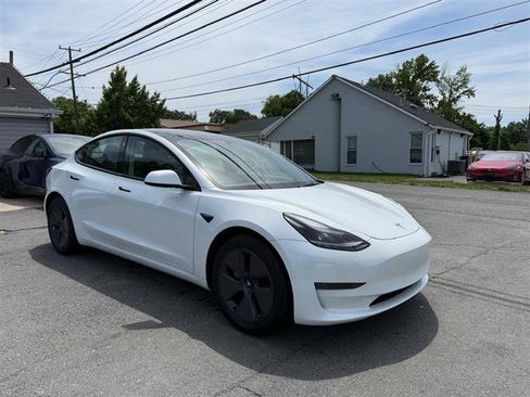Used 2023 Tesla Model 3 Standard Range RWD image 7
