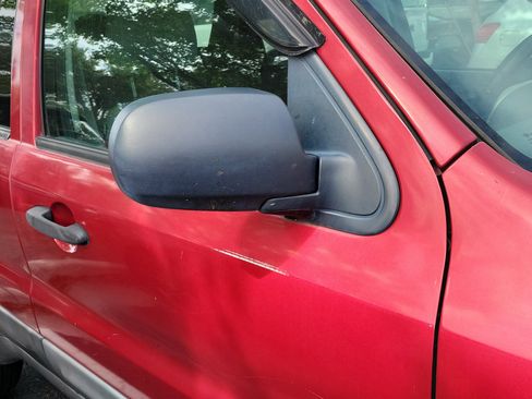 Used 2006 Ford Escape XLT image 9