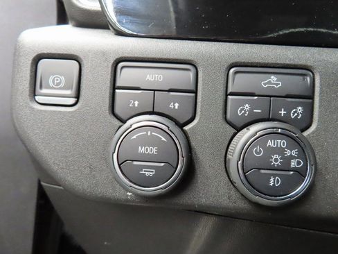 Used 2022 Chevrolet Silverado 1500 RST w/ Protection Package AWD/4WD image 42