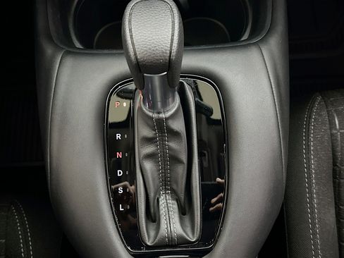 Used 2024 Honda HR-V LX image 23