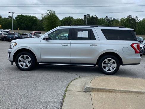 Used 2019 Ford Expedition Max XLT w/ Equipment Group 202A image 4