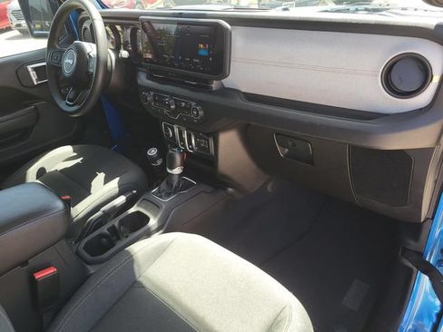 Used 2024 Jeep Wrangler Sport AWD/4WD image 8