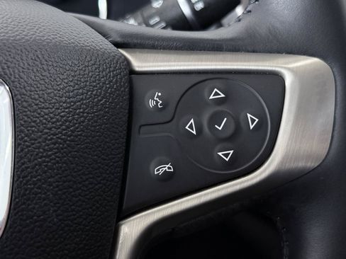 Used 2022 GMC Acadia Denali w/ Denali Ultimate Package FWD image 50