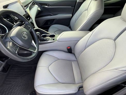 Certified 2022 Toyota Camry XLE image 23