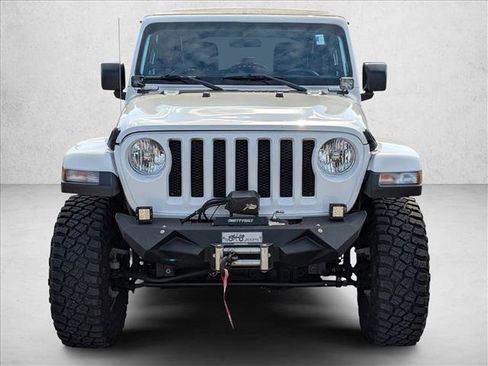 Used 2018 Jeep Wrangler Unlimited Sport image 2