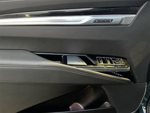 Used 2025 Cadillac Escalade Sport image 15