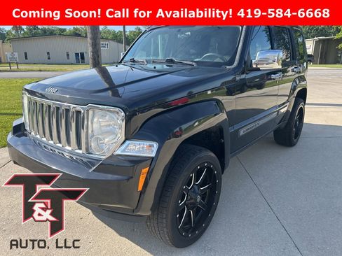 Used 2012 Jeep Liberty Sport w/ Popular Equipment Group RWD image 2
