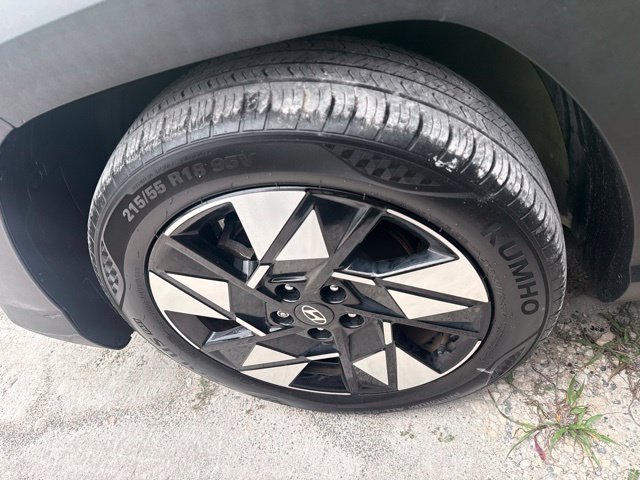 Used 2024 Hyundai Kona SEL FWD image 12