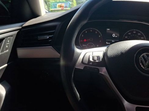 Used 2019 Volkswagen Jetta S w/ Driver Assistance Package FWD image 20