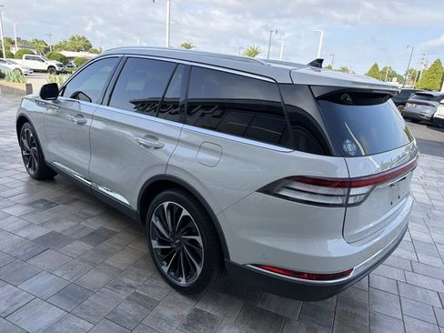 Used 2023 Lincoln Aviator Reserve w/ Equipment Group 201A RWD image 4