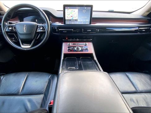 Used 2021 Lincoln Aviator Grand Touring w/ Elements Package Plus AWD/4WD image 11