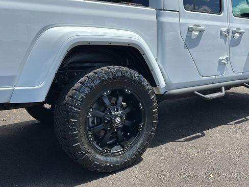 Used 2020 Jeep Gladiator Sport w/ Quick Order Package 24S image 10