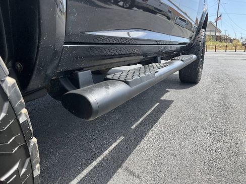 Used 2015 RAM 2500 Laramie w/ Black Appearance Group AWD/4WD image 40