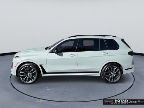 Used 2025 BMW X7 M60i w/ M Sport Professional Package AWD/4WD image 8