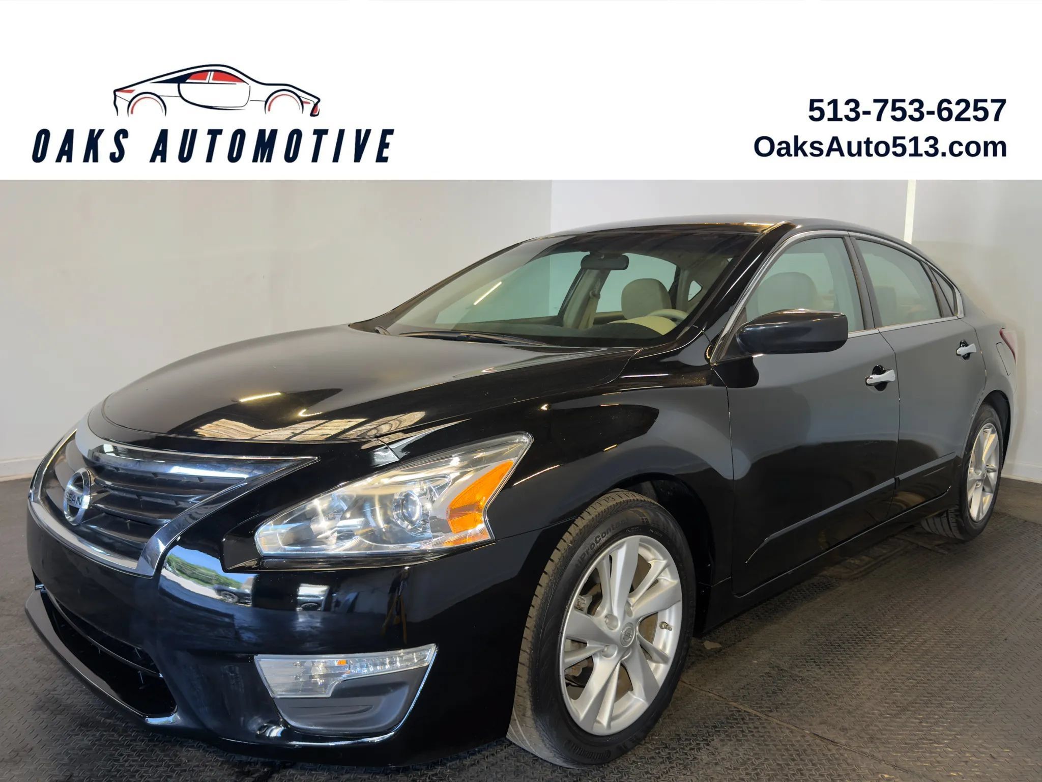 Used 2013 Nissan Altima 2.5 SV FWD image 1