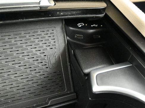 Used 2020 Mercedes-Benz GLE 350 image 12