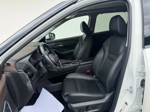 Used 2021 Nissan Rogue SL w/ Premium Package AWD/4WD image 10