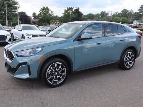 Used 2026 BMW X2 xDrive28i AWD/4WD image 1